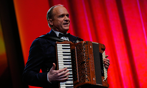 Немецкий актер и музыкант Ульрих Тукур.