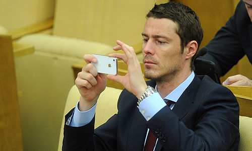 Заместитель председателя комитета ГД по делам общественных объединений и религиозных организаций Марат Сафин на заседании Государственной думы.