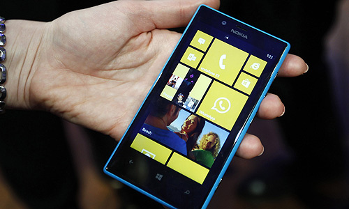 Nokia Lumia 520.