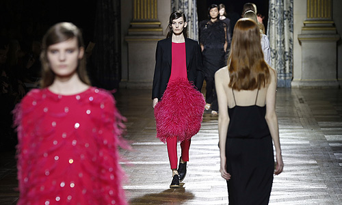 Показ коллекции осень-зима 2013 Dries Van Noten.