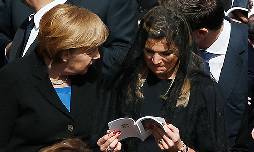 Федеральный канцлер Германии Ангела Меркель и принцесса Нидерандов Максима.