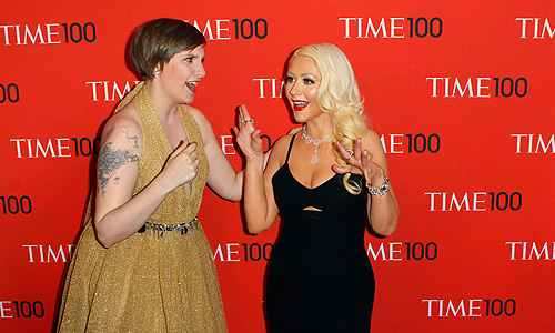 Актриса Лина Данхэм и певица Кристина Агилера.