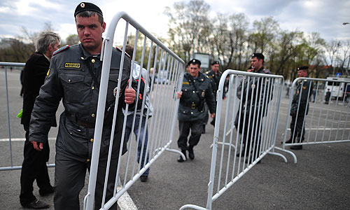 Усиление мер безопасности перед митингом оппозиции на Болотной площади.