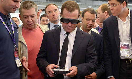 Дмитрий Медведев перед началом международной конференции для стартапов и инвесторов "Startup Village" в здании Гиперкуба Инновационного центра "Сколково".