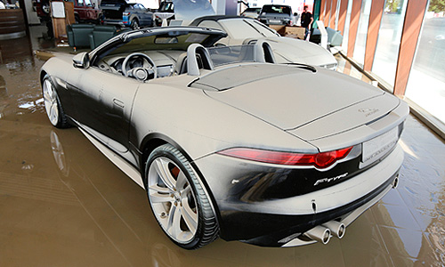 Cитуация с наводнениями в Центральной Европе, вызванная продолжительными ливневыми дождями, остается удручающей: число погибших увеличилось до 18 человек. Некоторые СМИ пишут о 21 жертвах.