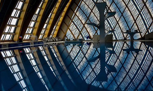 Вышка и трамплины во Дворце водных видов спорта, на которых будут проходить соревнования XXVII Всемирной летней Универсиады 2013 в Казани.