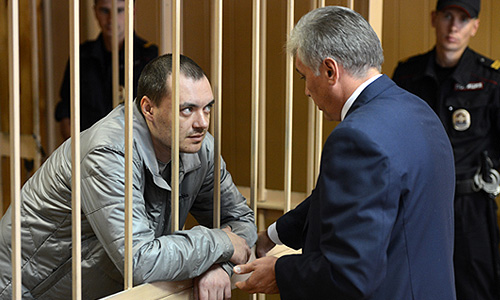 Обвиняемый Алексей Русаков во время рассмотрения уголовного дела по факту ДТП, в котором погибла актриса Марина Голуб, в Никулинском суде Москвы.