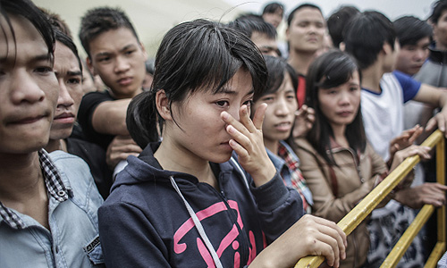 Мигранты во временном палаточном лагере в Гольяново.