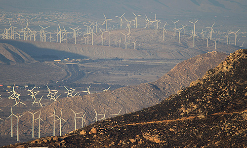 Из-за распространяющихся по штату лесных пожаров жители Калифорнии покидают свои дома.