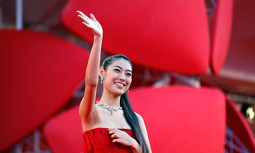 Актриса Миори Такимото.