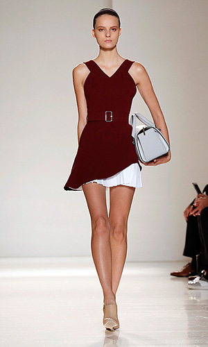 Показ коллекции  Victoria Beckham весна-лето 2014.