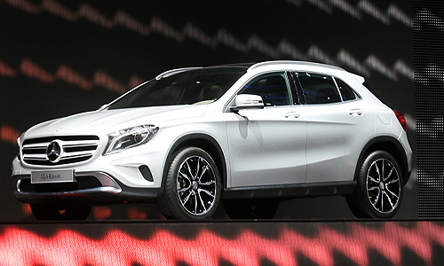 Внедорожник Mercedes GLA.