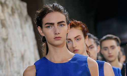 Неделя моды в Париже.