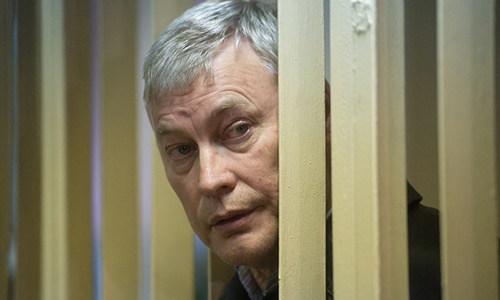 Главе муниципальной администрации Челябинской области предъявлено обвинение в двух убийствах и бандитизме.