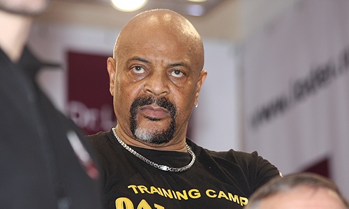 Боксеры-супертяжеловесы Александр Поветкин и Владимир Кличко провели открытую тренировку в  одном из спортивных клубов Москвы. 5 октября россиянин и украинец проведут бой за титулы WBA, IBF и WBO.