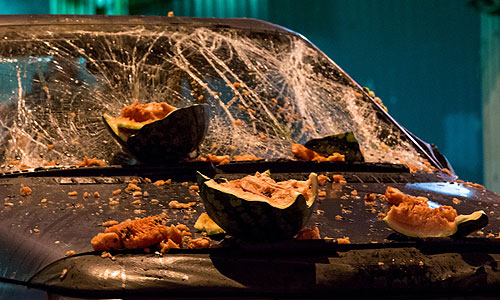 Последствия массовых беспорядков в московском районе Бирюлево.