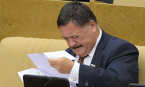 Председатель комитета Госдумы по охране здоровья Сергей Калашников на заседании Государственной Думы РФ.