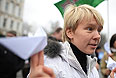 Лидер движения "В защиту Химкинского леса" Евгения Чирикова на шествии в поддержку политзаключенных по Бульварному кольцу.