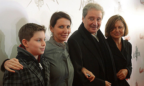 Актриса Алика Смехова (слева) и актер Вениамин Смехов на премьере фильма "Три мушкетера" режиссера Сергея Жигунова в кинотеатре "Октябрь".