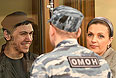 Ахмед Евлоев (слева) и Башир Хамхоев во время оглашения приговора по делу о теракте в аэропорту "Домодедово" в Московском областном суде.