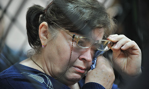 Мать лидера банды Сергея Цапка Надежда, которую повторно судят по обвинению в мошенничестве, в Кущевском районном суде Краснодарского края.