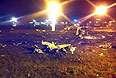 На месте крушения самолета "Боинг 737" авиакомпании "Татарстан", разбившегося при посадке в аэропорту Казани. (Максимально возможное качество).