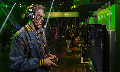      Xbox One  -.