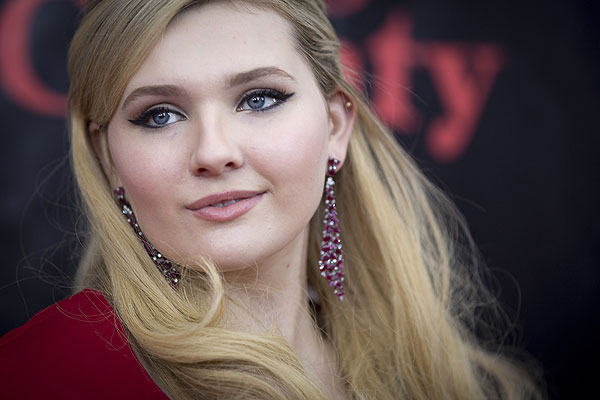 Эбигейл Бреслин на премьере фильма "Август" режиссера Джона Уэллса в Нью-Йорке.