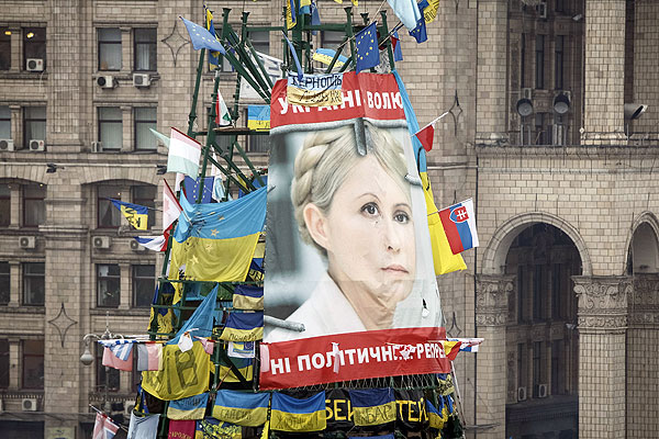 Новогоднее убранство Киева с евроинтеграционным колоритом.