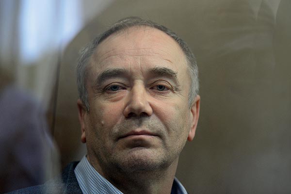 Бизнесмен Павел Сопот, обвиняемый в подстрекательстве к нападению на журналиста "Новой газеты" Игоря Домникова, на заседании Люблинского суда Москвы. Суд 20 декабря приговорил Павла Сопота к 7 годам лишения свободы.