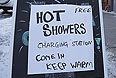 В Торонто на одной из аккумуляторных станций жителям города предлагается бесплатно принять горячий душ.