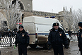 Главное управление МЧС по Волгоградской области открыло телефоны "горячей линии" для получения информации о пострадавших и погибших: +7 (8442) 23-03-18, 23-02-82, 23-07-73.