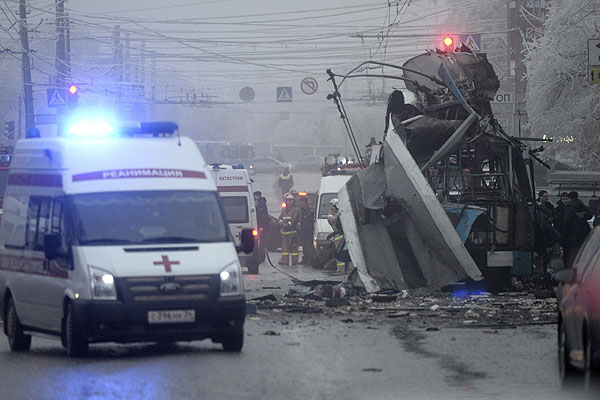 В волгоградском троллейбусе взорвалось заложенное взрывное устройство.