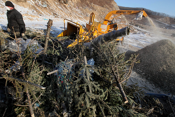Встреча с работниками комплекса по переработке ТБО не сулит ничего хорошего.