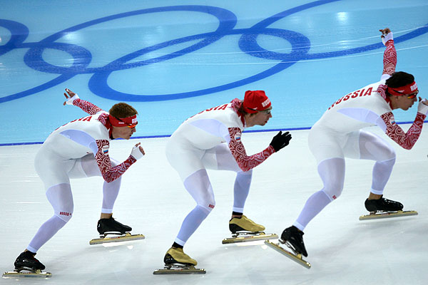 Спортсмены сборной России на тренировке перед началом XXII зимних Олимпийских игр в Сочи.