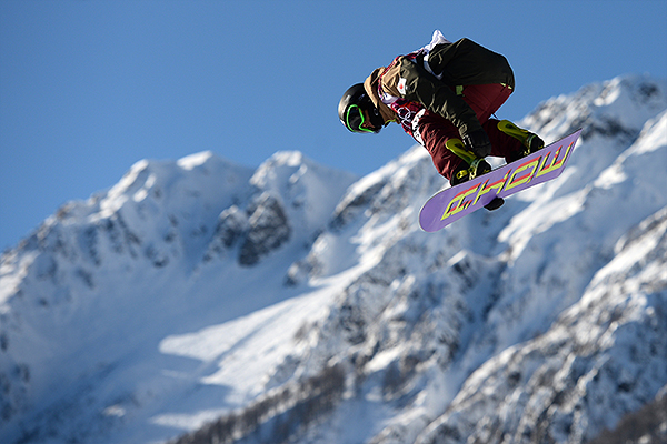 Юки Кадоно квалифицировался в полуфинал в соревнованиях по слоупстайлу.
