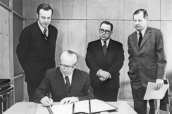 Юрисконсульт