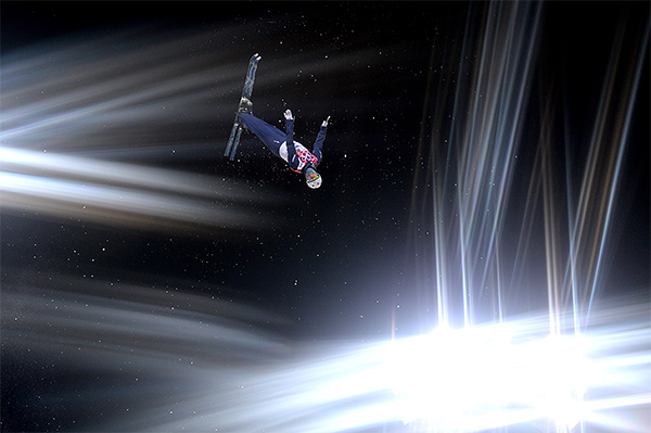 Мак Бохоннон (США) в финале соревнований по лыжной акробатике на XXII зимних Олимпийских играх в Сочи.