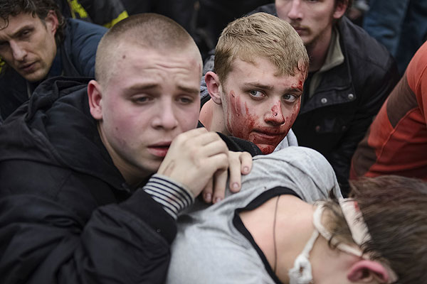 Среди пострадавших в ходе беспорядков в Харькове есть и несовершеннолетние.