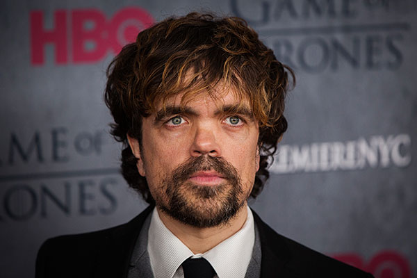 Актер Питер Динклэйдж.