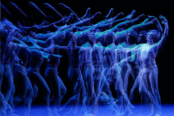 Балетное представление на музыку Баха в Берлине.