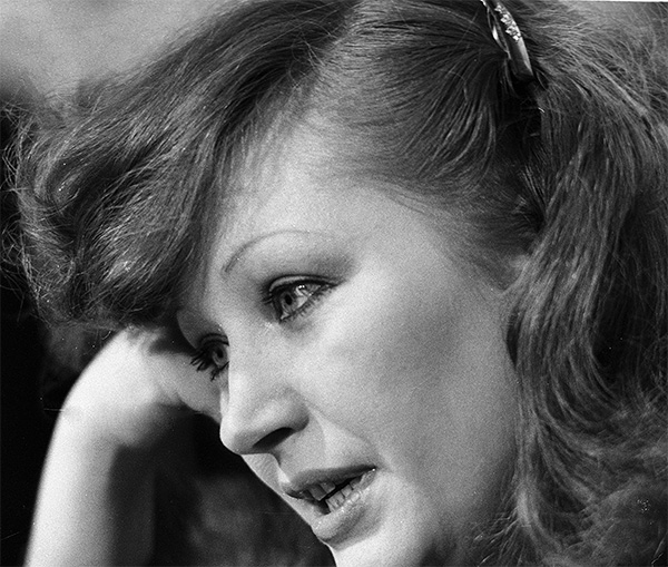 Заслуженная артистка РСФСР Алла Пугачева. 1982 год.