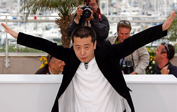 Режиссер, сценарист, актер и продюсер Цзя Чжанкэ.