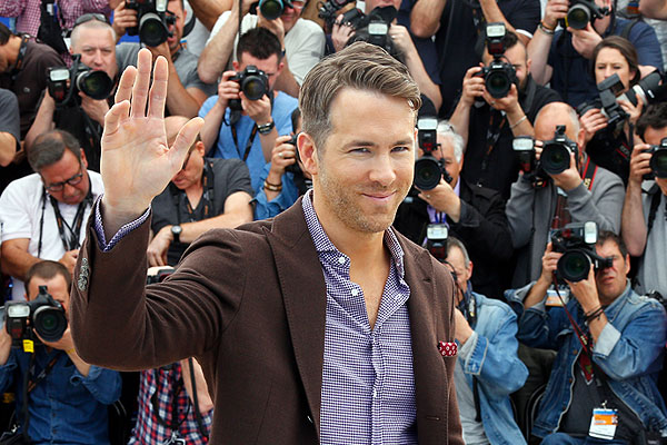 Актер Райан Рейнольдс перед показом фильма Атома Эгояна "Пленница".