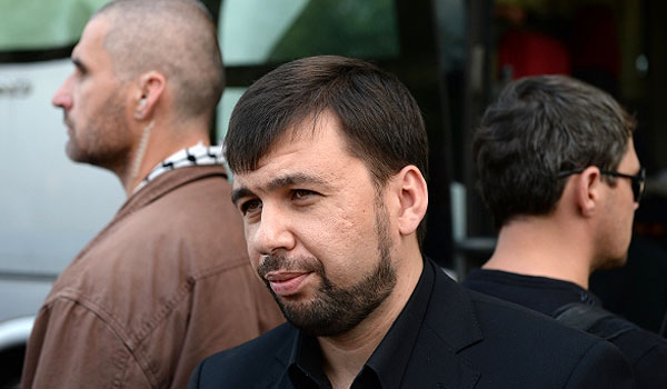 Пушилин на похоронах своего помощника, народного депутата Максима Петрухина в Донецке.