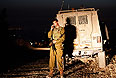 Израильский патрульный на пути в Хеврон.