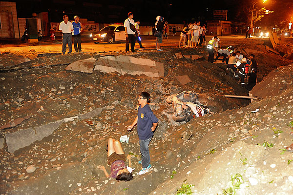 Улица Гаосюна после взрыва.