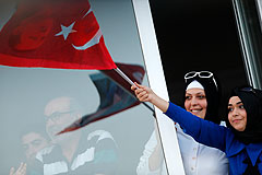 Граждане Турции впервые выбирают президента напрямую