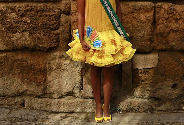 Уличный промоутер может выглядеть вот так, если дело происходит в Испании.