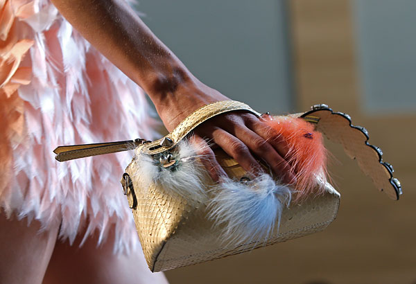 Показ коллекции Fendi весна/лето 2015.